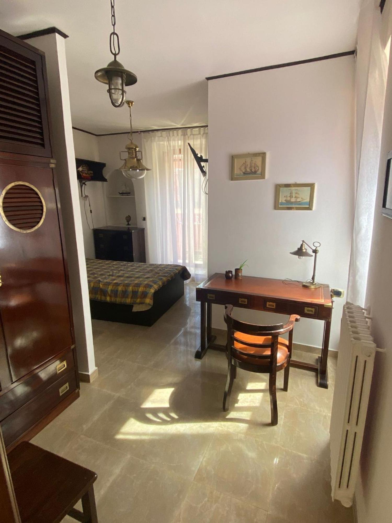 B&B Le Statuine Barletta Ruang foto